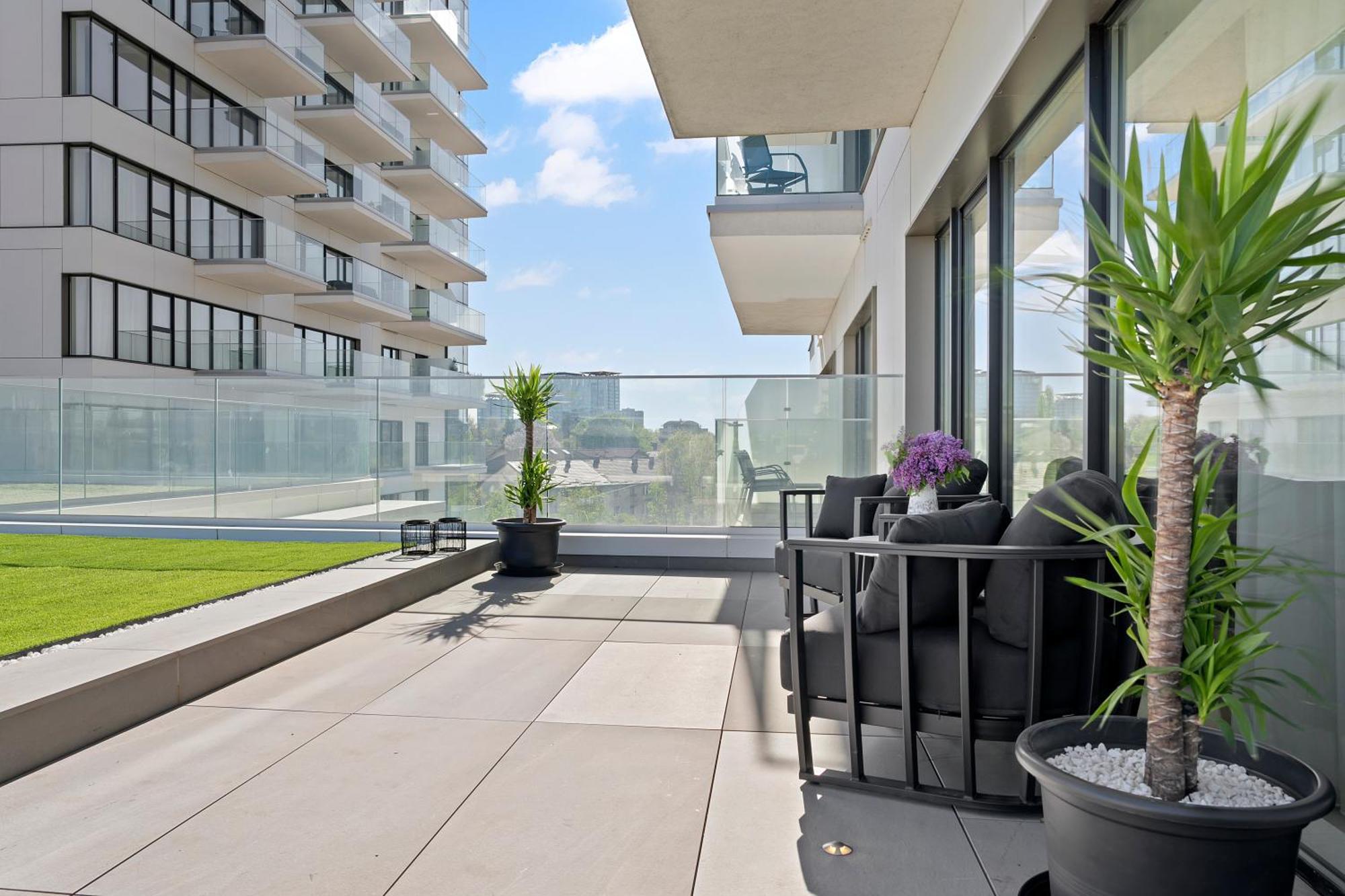 בוקרשט One Verdi Luxury Apartments מראה חיצוני תמונה